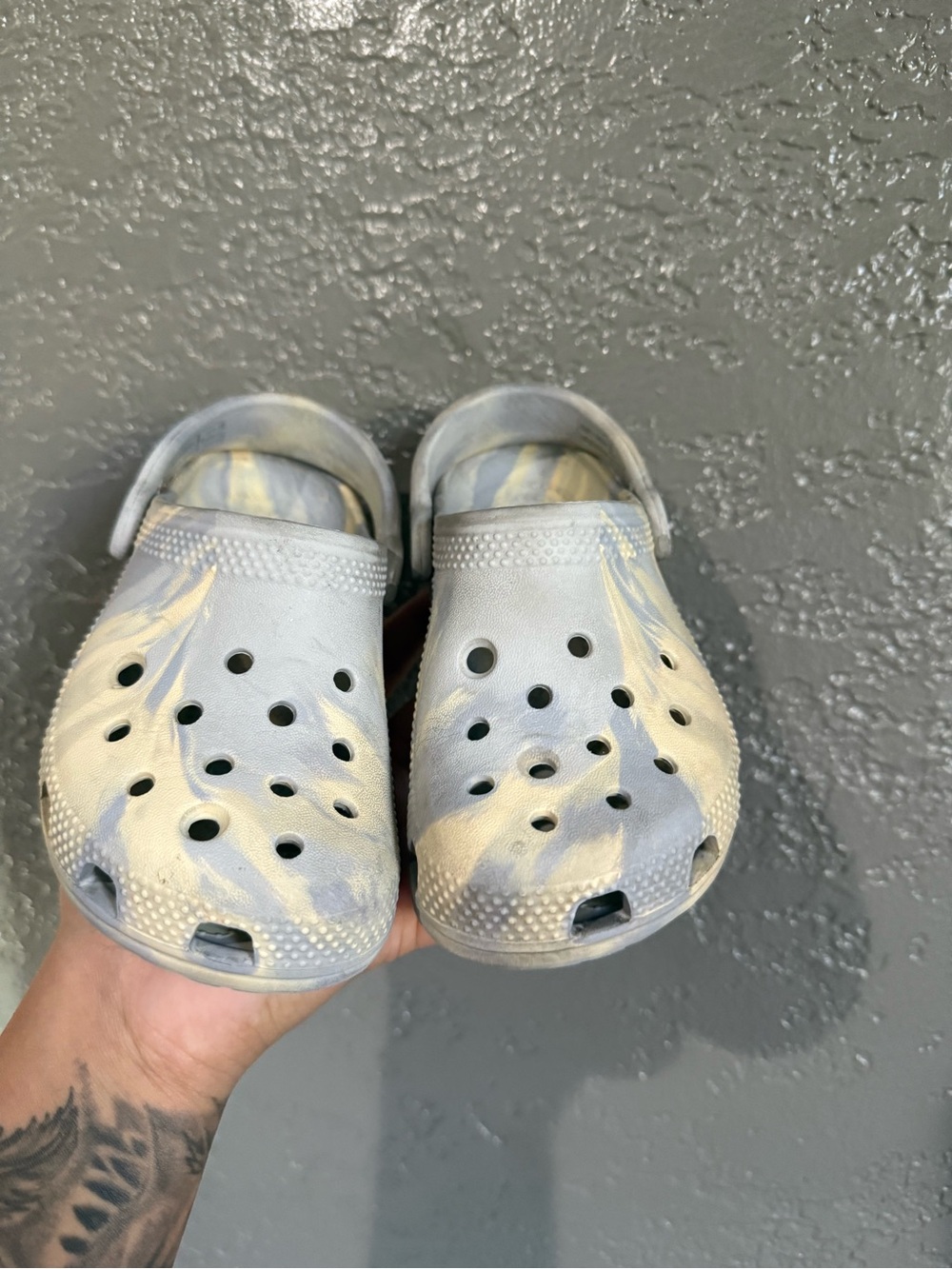 CROCS Kids Tie-Dye Slip-On Clogs in Gray and Cream